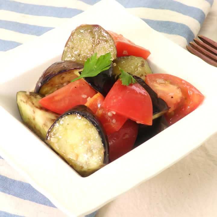 なすとトマトのガーリックマリネ