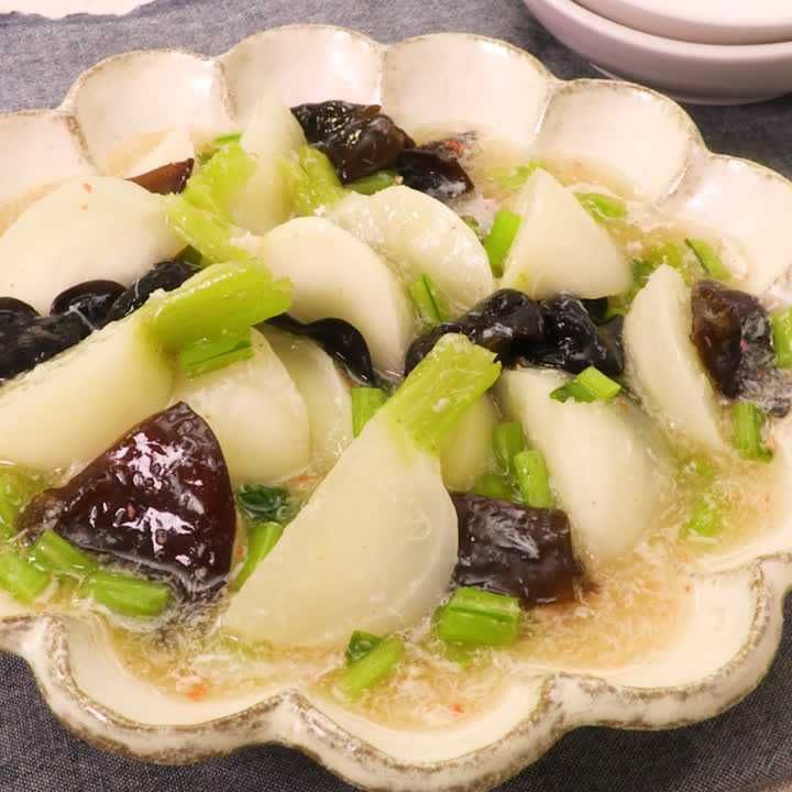 かぶときくらげのカニあんかけ