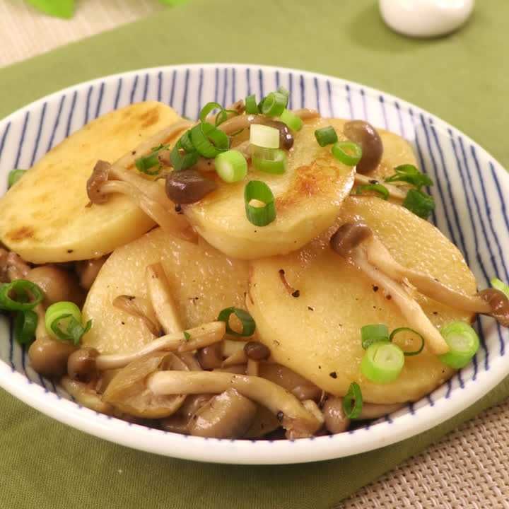 山芋としめじの甘辛炒め