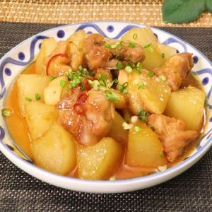 「鶏大根のにんにく煮」のレシピ動画