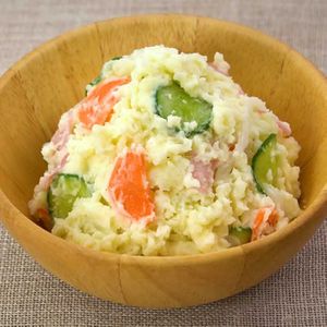 「基本のポテトサラダ」のレシピ動画