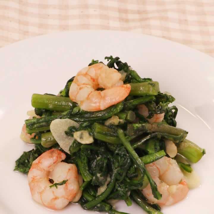 春菊とエビのガーリックソテー