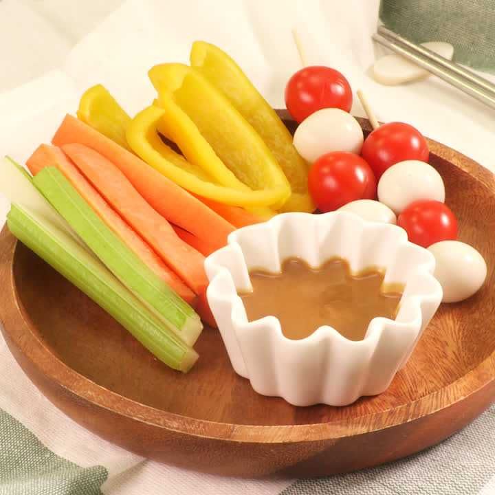 野菜のピーナッツディップ