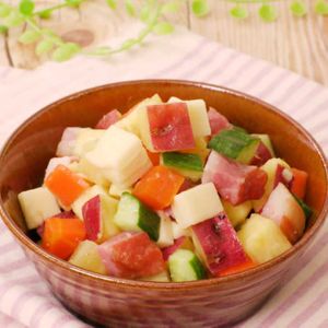 「さつまいもとベーコンのフレンチサラダ」のレシピ動画