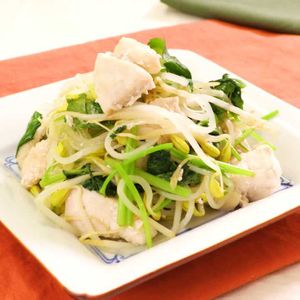 鶏肉と三つ葉の中華炒め