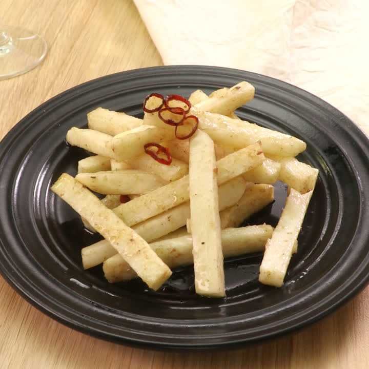 山芋のアンチョビソテー