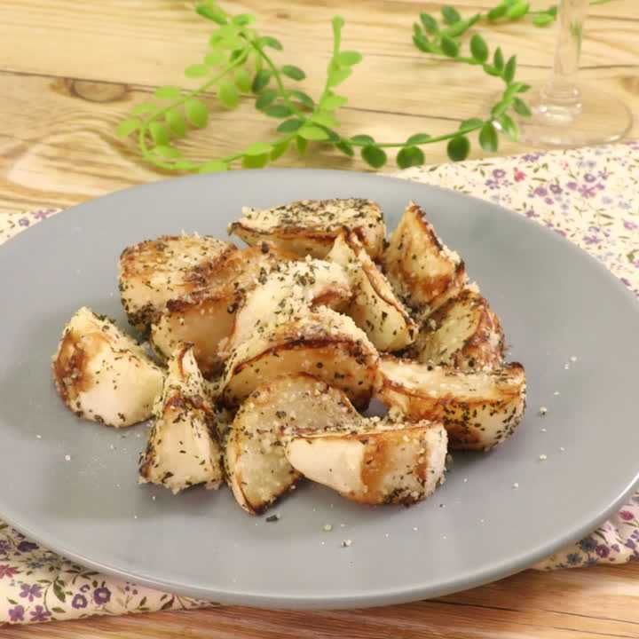 焼きかぶのバジルチーズマリネ