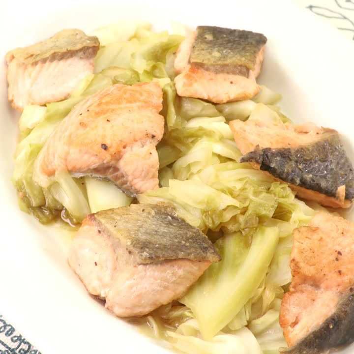 キャベツと鮭の焼きびたし