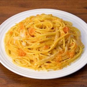 「ワンパン明太カルボナーラ」のレシピ動画