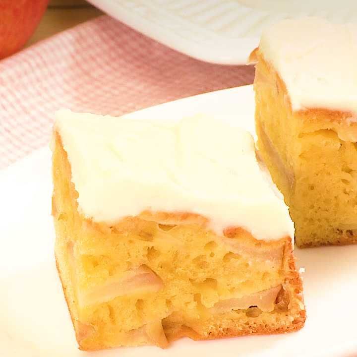 りんごのスクエアケーキ
