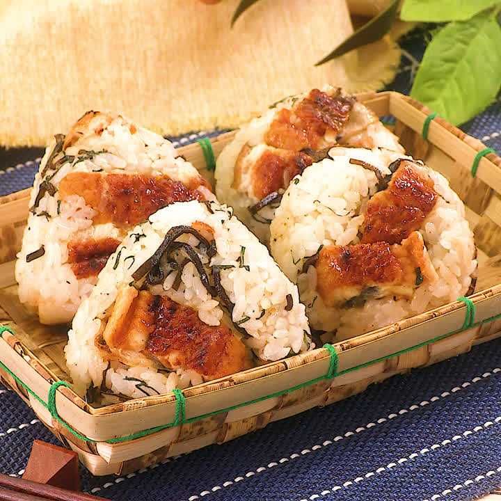 うなぎと塩昆布のおにぎり