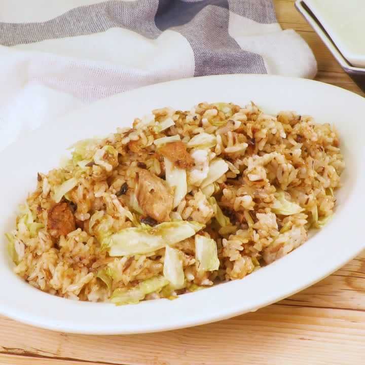 サバのみそ煮缶炒飯