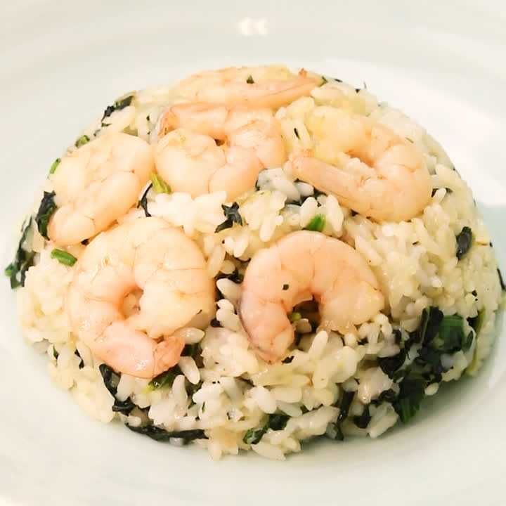 えびとほうれん草の炒飯