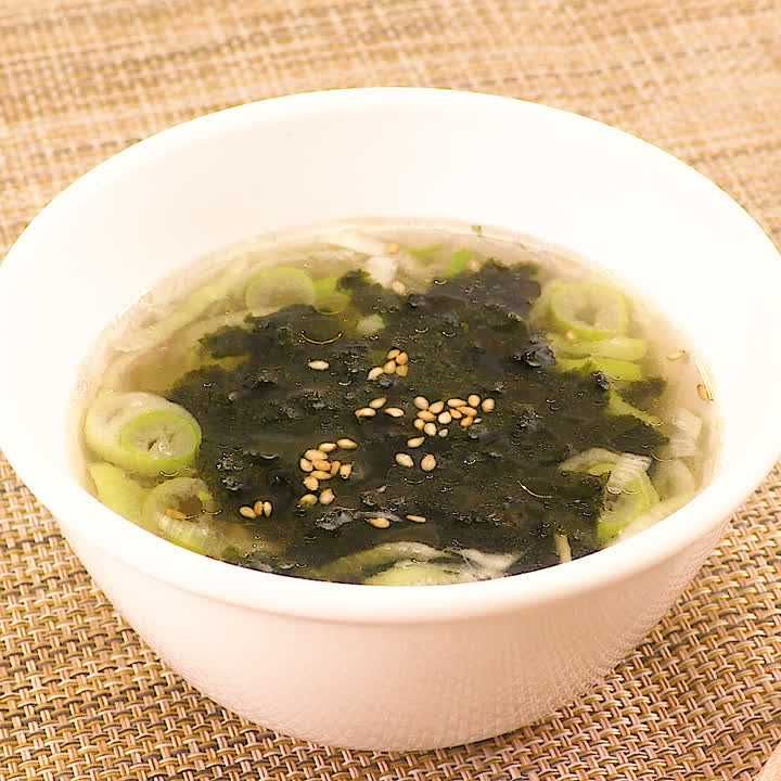 【鶏ガラスープの素活用】簡単＆コク深い！人気スープレシピ20選