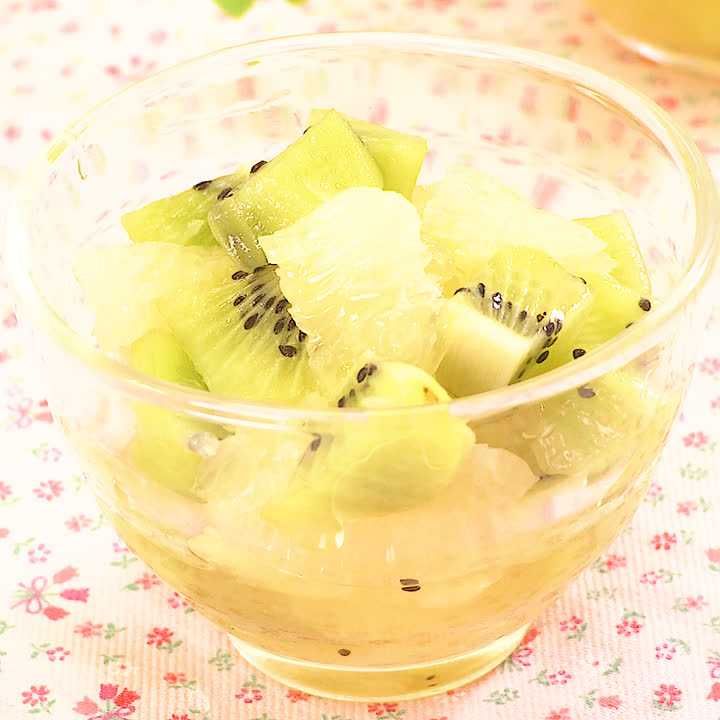 キウイとグレープフルーツのはちみつマリネ