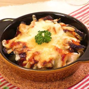 「冷凍餃子でラザニア」のレシピ動画