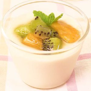 「キウイとマンゴーの豆花」のレシピ動画