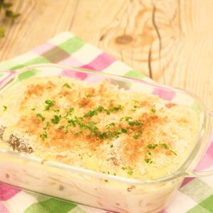 「エビとエリンギのグラタン」のレシピ動画