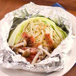 キャベツのホイル蒸し