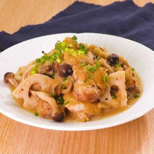 「鶏とレンコンのみぞれ煮」のレシピ動画