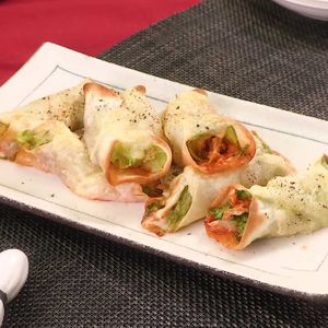 「レタスキムチーズ棒餃子」のレシピ動画