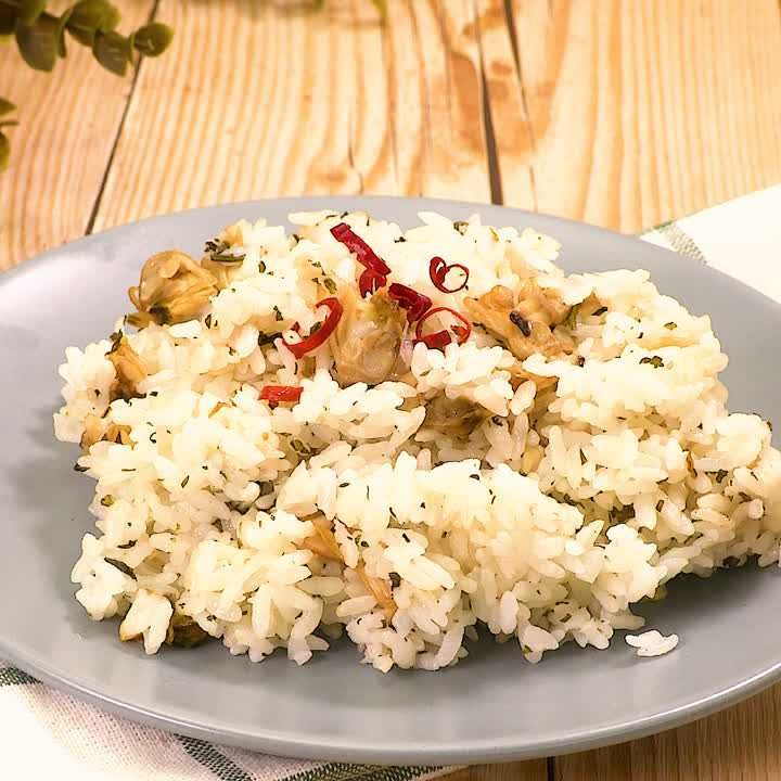 ペペロンチーノ風あさりの炊き込みご飯