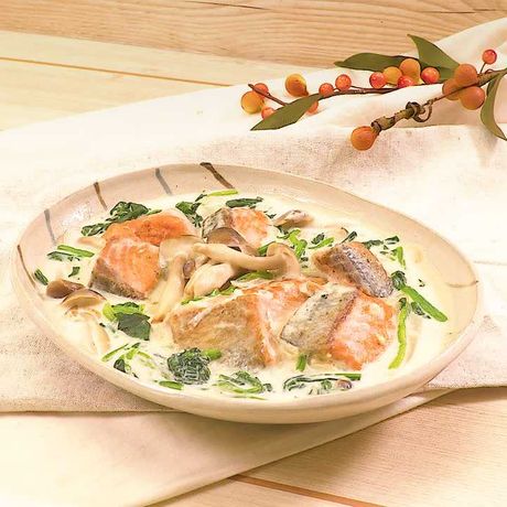 みそでコク増し ほうれん草と鮭のみそクリーム煮のレシピ動画 作り方 Delish Kitchen