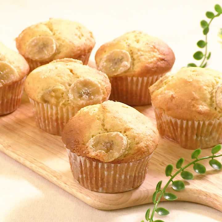 バナナ入りでしっとり食感 ホットケーキミックスでバナナケーキのレシピ動画 作り方 Delish Kitchen