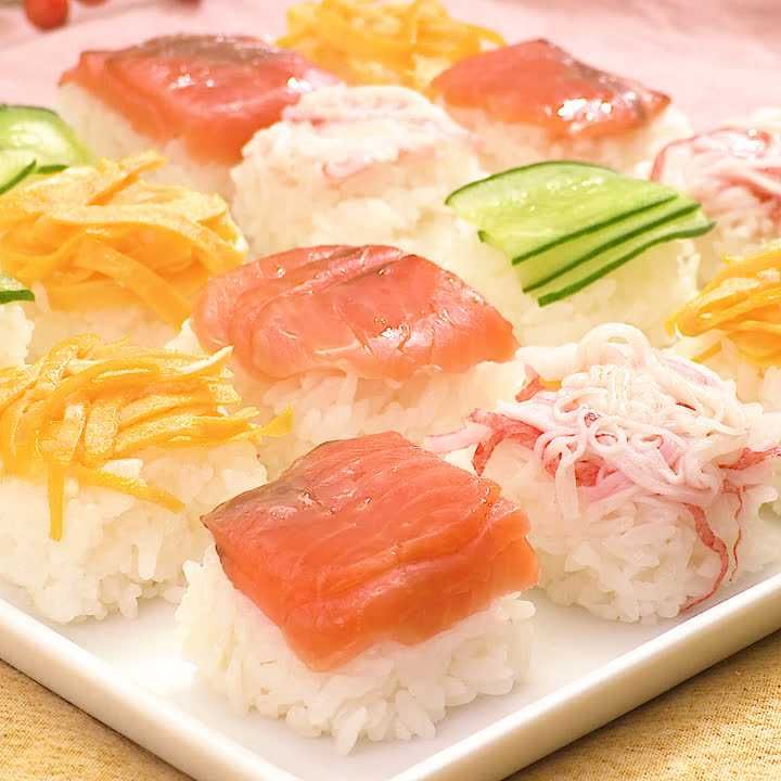 彩り押し寿司