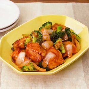 「さわらのチリソース炒め」のレシピ動画