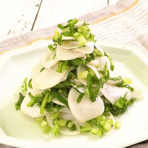 「丸ごとカブサラダ」のレシピ動画