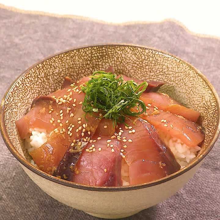 ブリのにんにく醤油漬け丼