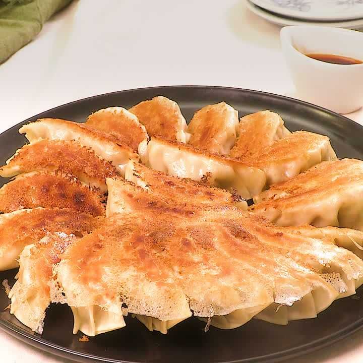 白菜のみそ餃子