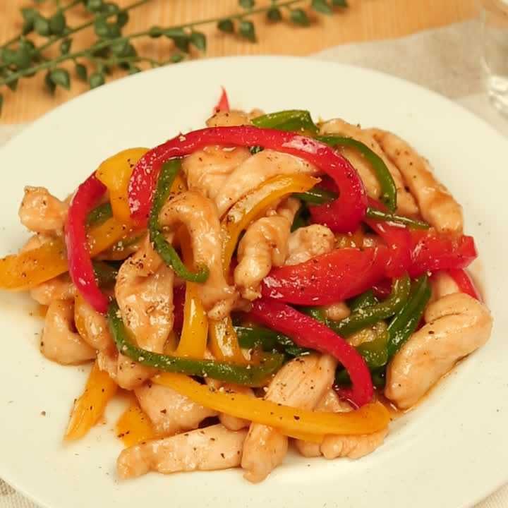 鶏むね肉のチンジャオロース