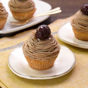 ふんわり 優しい甘み 栗入りカップケーキのレシピ動画 作り方 Delish Kitchen