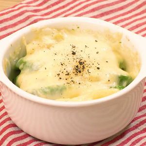 「ポテトとアボカドのチーズ焼き」のレシピ動画