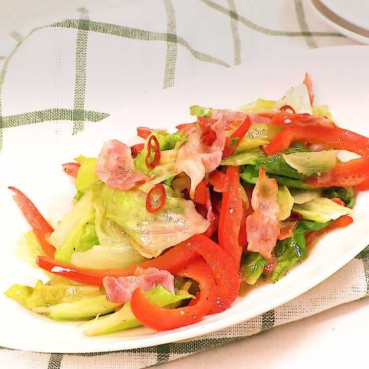 アンチョビレタスとパプリカ炒め