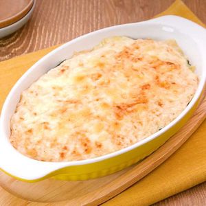 山芋ソースの鮭グラタン