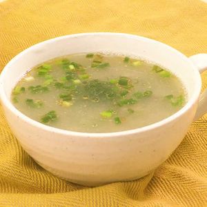 「薬味たっぷりしょうがスープ」のレシピ動画