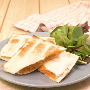 「ツナキムチホットサンド」のレシピ動画