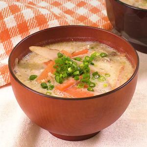 「ごぼうの豆乳味噌汁」のレシピ動画
