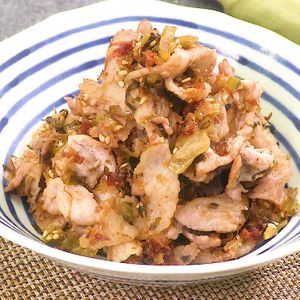 ピリッとお手軽 レタスと豚肉の高菜炒めのレシピ動画 作り方 Delish Kitchen