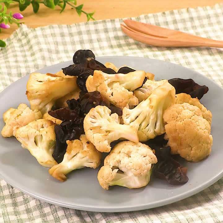 カリフラワーときくらげの中華風炒め