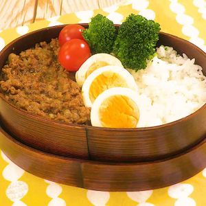 「和風キーマカレー弁当」のレシピ動画