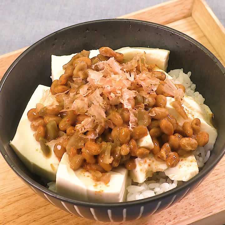 豆腐ご飯レシピ17選|丼・15分の簡単レシピから凝った一品まで