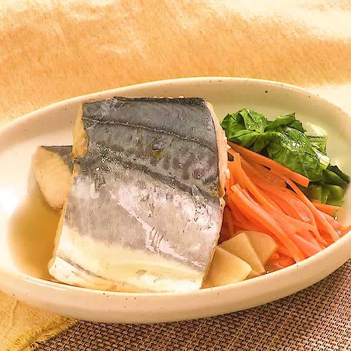 さわらと小松菜の煮物
