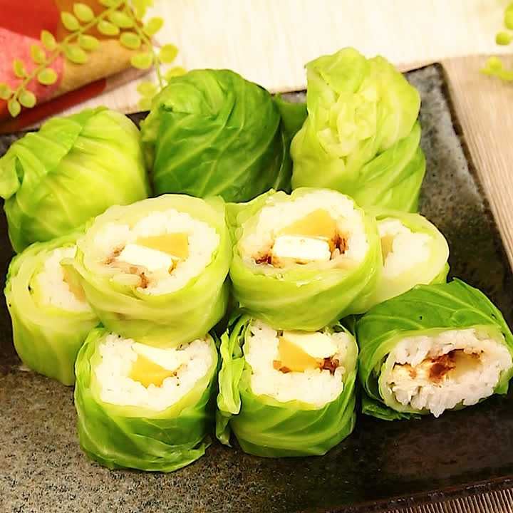 キャベツのロールごはん
