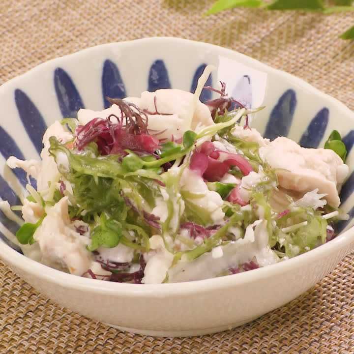 長芋と海藻の梅マヨ和え