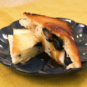 「黒豆餅ホットサンド」のレシピ動画