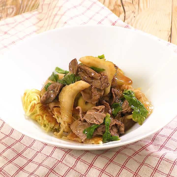 セロリと牛肉のあんかけ焼きそば